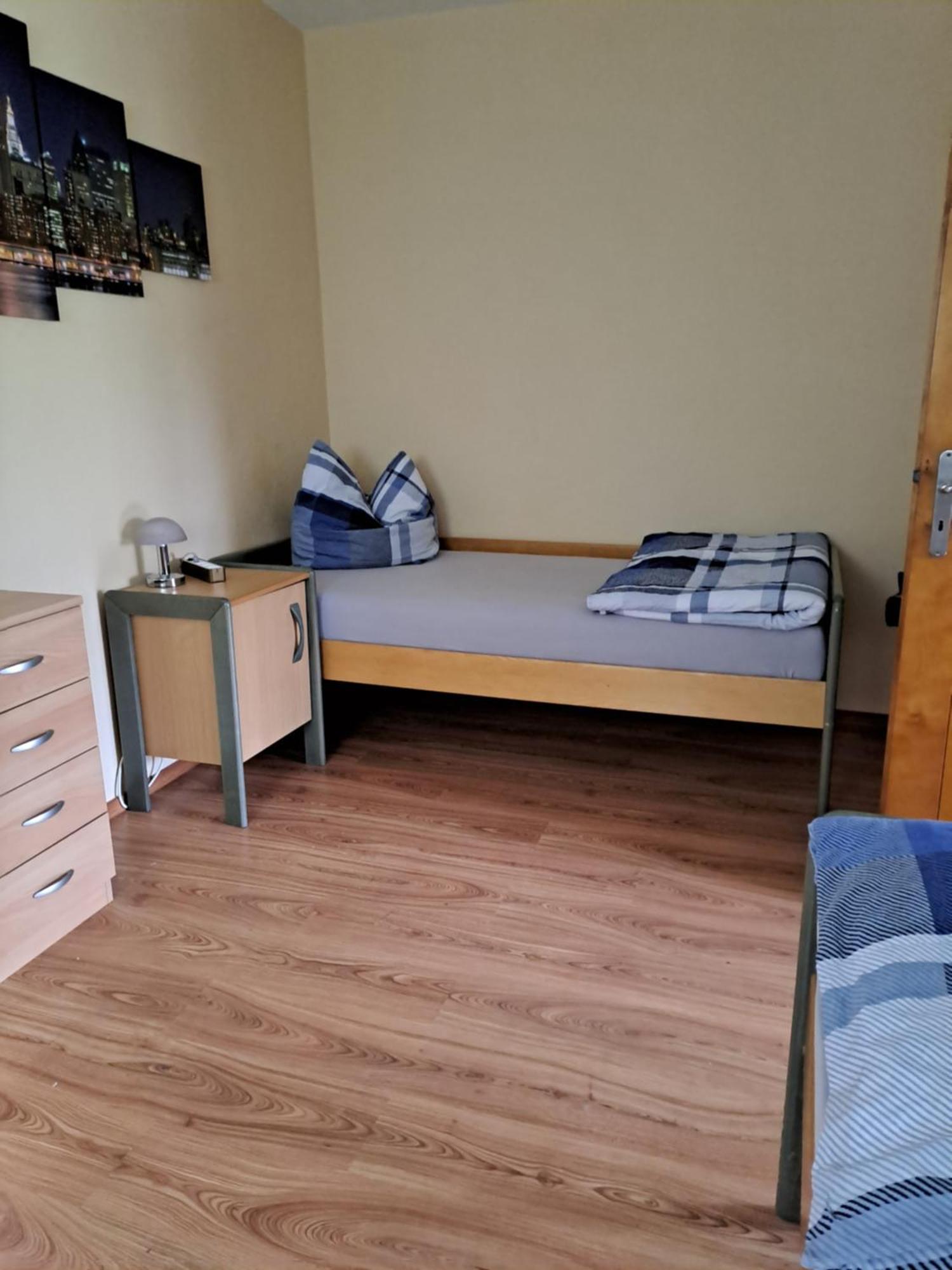 Monteur- Und Ferienwohnung In Hainichen - Obergeschoss Oder Dachgeschoss - Familie Weber Bockendorf Esterno foto